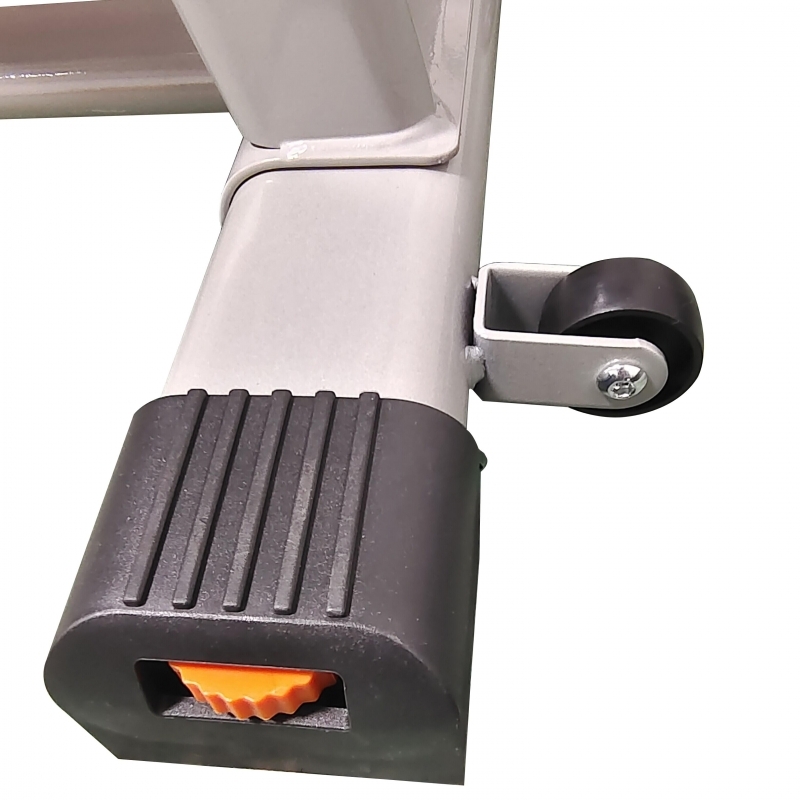 Bicicleta indoor cycling FitTronic® Trainer Spin 710, design robust, greutate volanta 8 kg, afisaj LCD, greutate suportata 120 kg