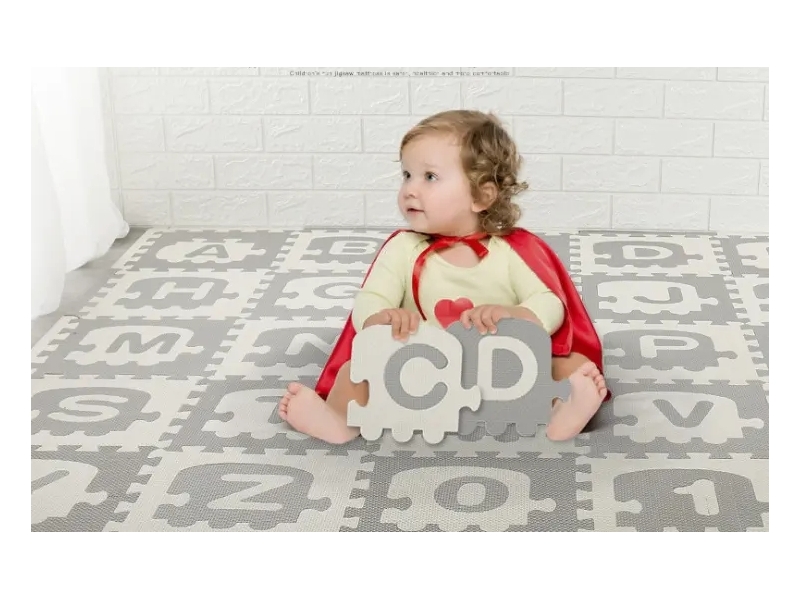 Covor puzzle cu litere si cifre AliBibi