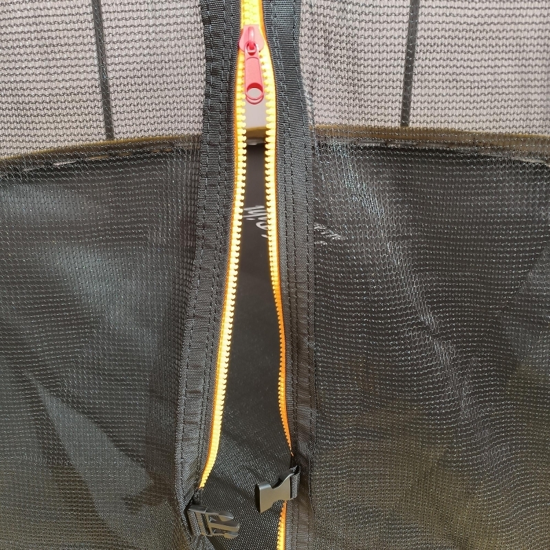 Trambulina AliBibi Fun 708, galbena, diametru 244 cm ( 8 FT ), plasa de siguranta, scara inclusa, plasa rezistenta UV, structura metal