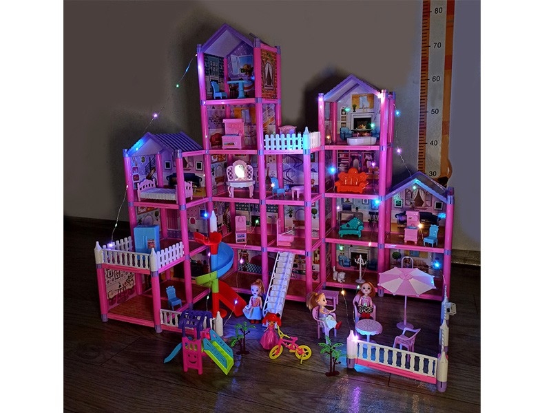 Casa pentru papusi AliBibi cu lumini, mobilier si papusi incluse